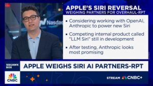 Siri ,  Apple Siri, Apple AI, Siri Chatbot, Apple Intelligence, Generative AI, AI Assistants, iOS AI Features, Apple WWDC, Conversational AI, AI Privacy , Apple Siri Overhaul, Apple Siri AI upgrade, Siri chatbot, Apple Intelligence Siri, Siri generative AI, Apple AI assistant, Siri overhaul 2026, Apple Siri chatbot update, iOS Siri AI features, Apple AI privacy, Siri vs ChatGPT, conversational AI Apple
