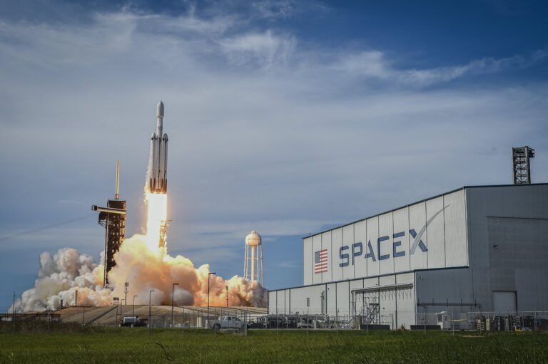 SpaceX, xAI, SpaceX and xAI Merger, Elon Musk, Artificial Intelligence, Space Technology, AI Infrastructure, Starlink, Space-based AI, Orbital Data Centers, Future of AI, AI Innovation, Tech Mergers, AI and Space
